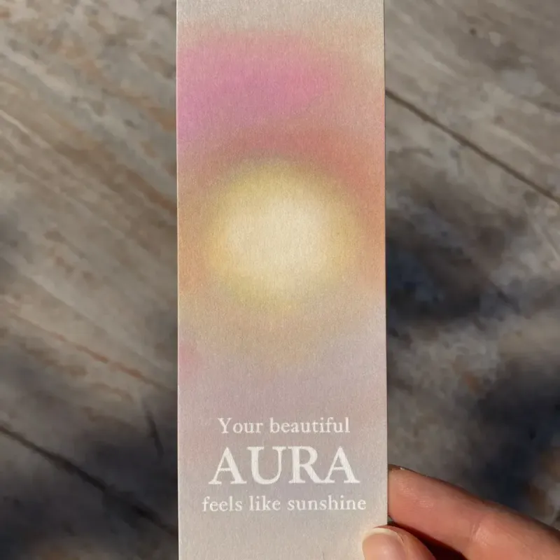 Bokmerke - Your Beautiful Aura / Anna Cosma