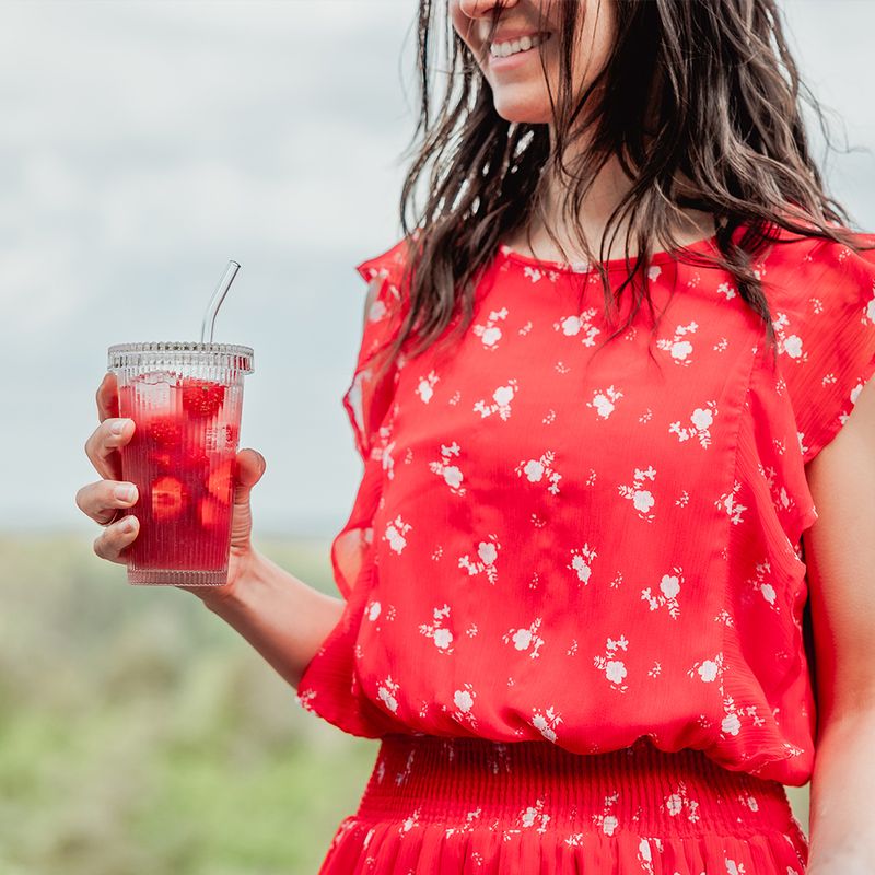 Rilleglass med lokk og sugerør 375ml / BeeOrganic