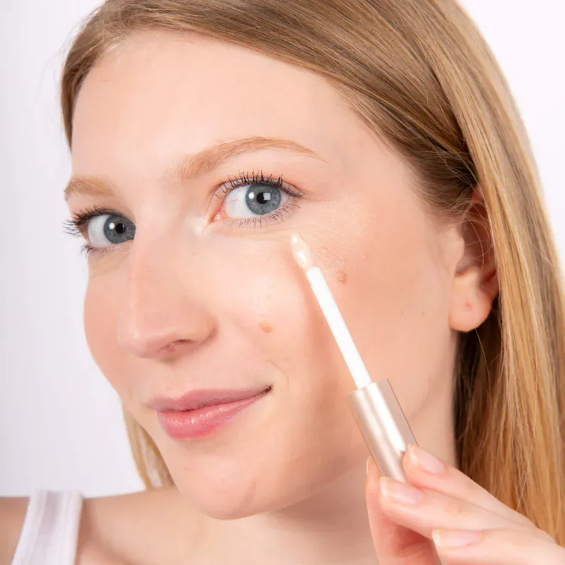 Økologisk Concealer Corrector, Ivory 8ml / Charlotte Bio 